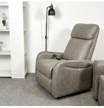 Butaca Relax Power Lift con Estructura de Madera de Eucalipto, Color Cemento, 74x100x88 cm
